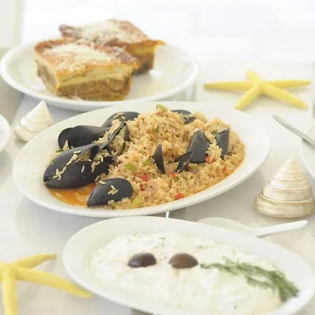 Отель Galatis 3*